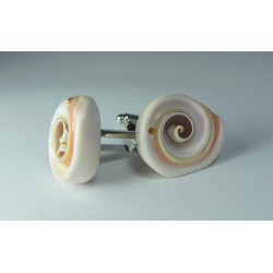 Cufflinks with shell