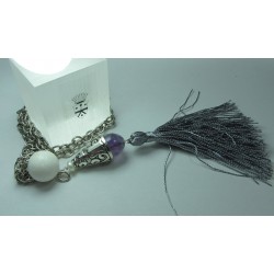 Collana lunga con perle, fluorite, madrepora e nappina