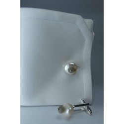 Cufflinks with pearls and labradorite