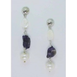 Earrings with pearls, rough amethyst and mother of pearl