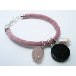 Velvet bracelet with baroque pearls, pink quartz and onyx