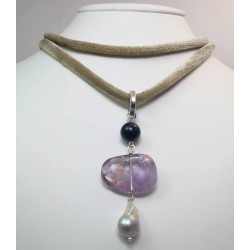 Velvet necklace with lapis lazuli, Bolivian ametrine and baroque pearl