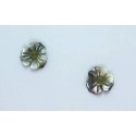 Flower earrings with black carved Tahiti mother of pearl and peridot