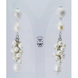 Freshwater pearls cascade earrings