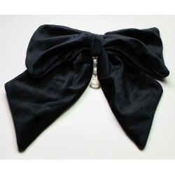 Black velvet bow on french barrette with baroque freshwater pearls