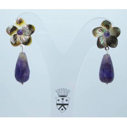 Flower earrings with black carved Tahiti mother of pearl, amethyst cabochon and faceted teardrop