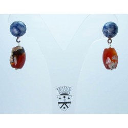 Earrings with cabochon sodalite and carnelian